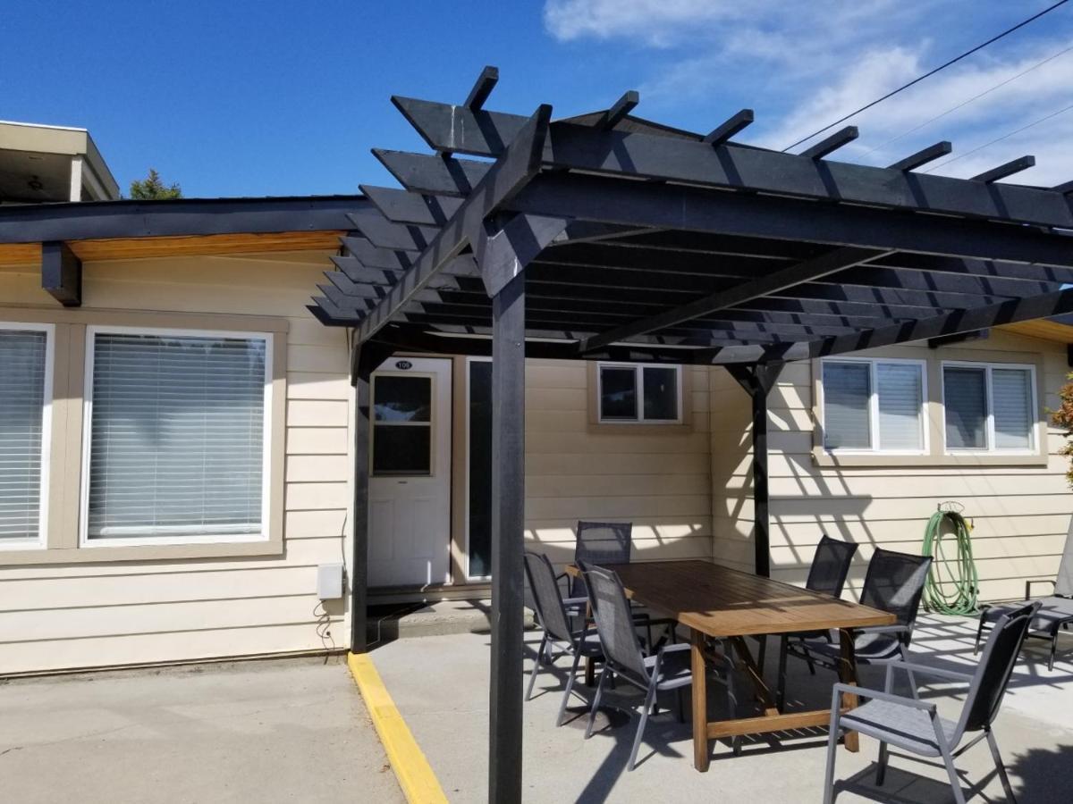 Osoyoos Lakeview Inn & Suites Екстериор снимка